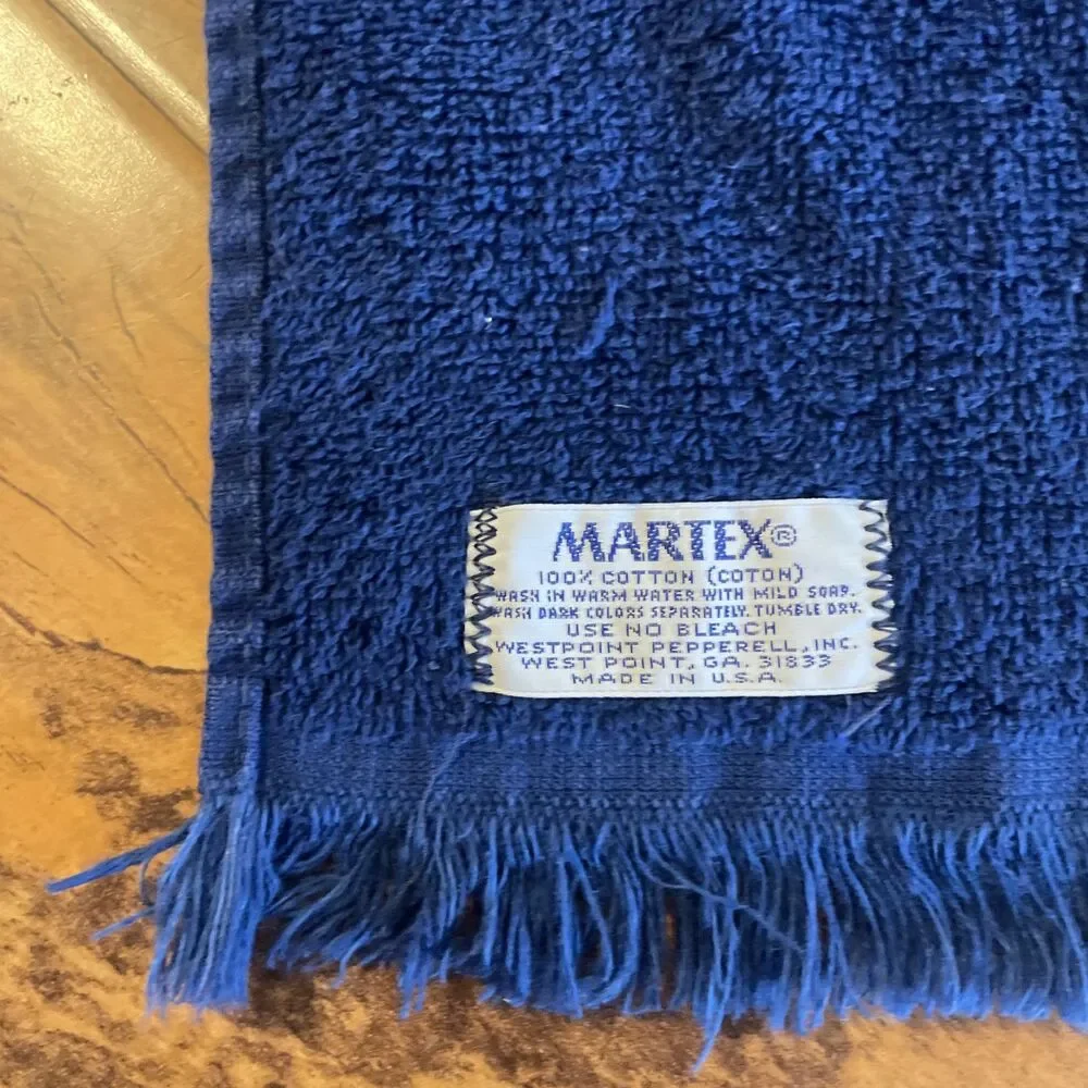 Vintage Embroidered Hand Fingertip Towel Frog Lion Blue Fringe Fieldcrest x 2